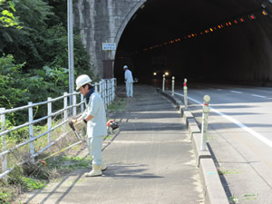 「令和元年度『道路ふれあい月間』に伴う道路おもてなしクリ－ン作戦」